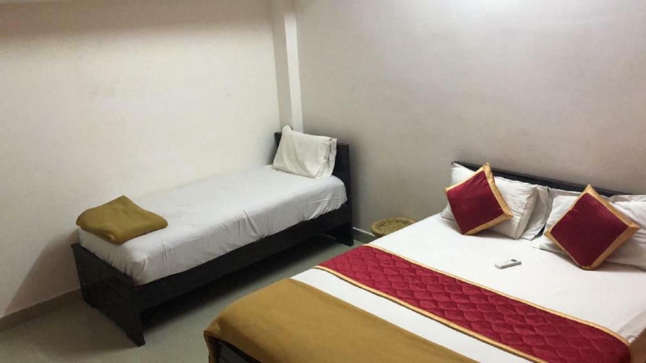 Royal Palace Guest House Chennai Exterior photo
